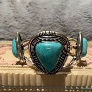 Turquoise 3-stone hinge bracelet